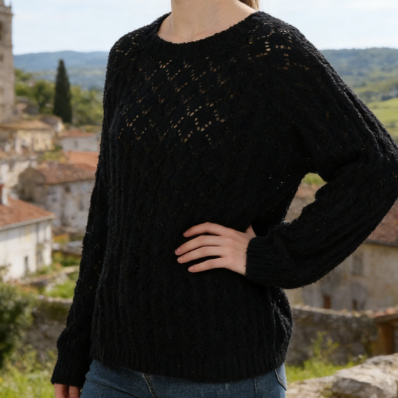 Damen Seamless-Strickpullover Rundhals – Nahtloser Pullover mit Lochmuster, Luftige Strickweste in Flieder / Weiß / Schwarz