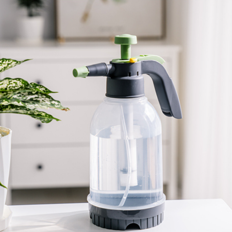 Drucksprüher Garten – Rostfreier Kunststoff-Sprüfer mit großer Füllmenge