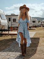 Damen Boho Sommerkleid Hellblau: Elegantes V-Ausschnitt Minikleid mit Blumenprint, Retro Western-Look Vokuhila Kleid mit Puffärmeln & Volants, Modisches Festival-Outfit für Urlaub & Party S-XL