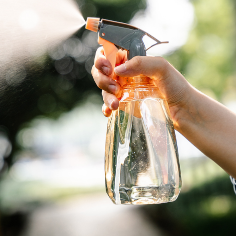 Anti-tropfende Gießkanne für Hausgarten für Zimmerpflanzen und Balkonblumen