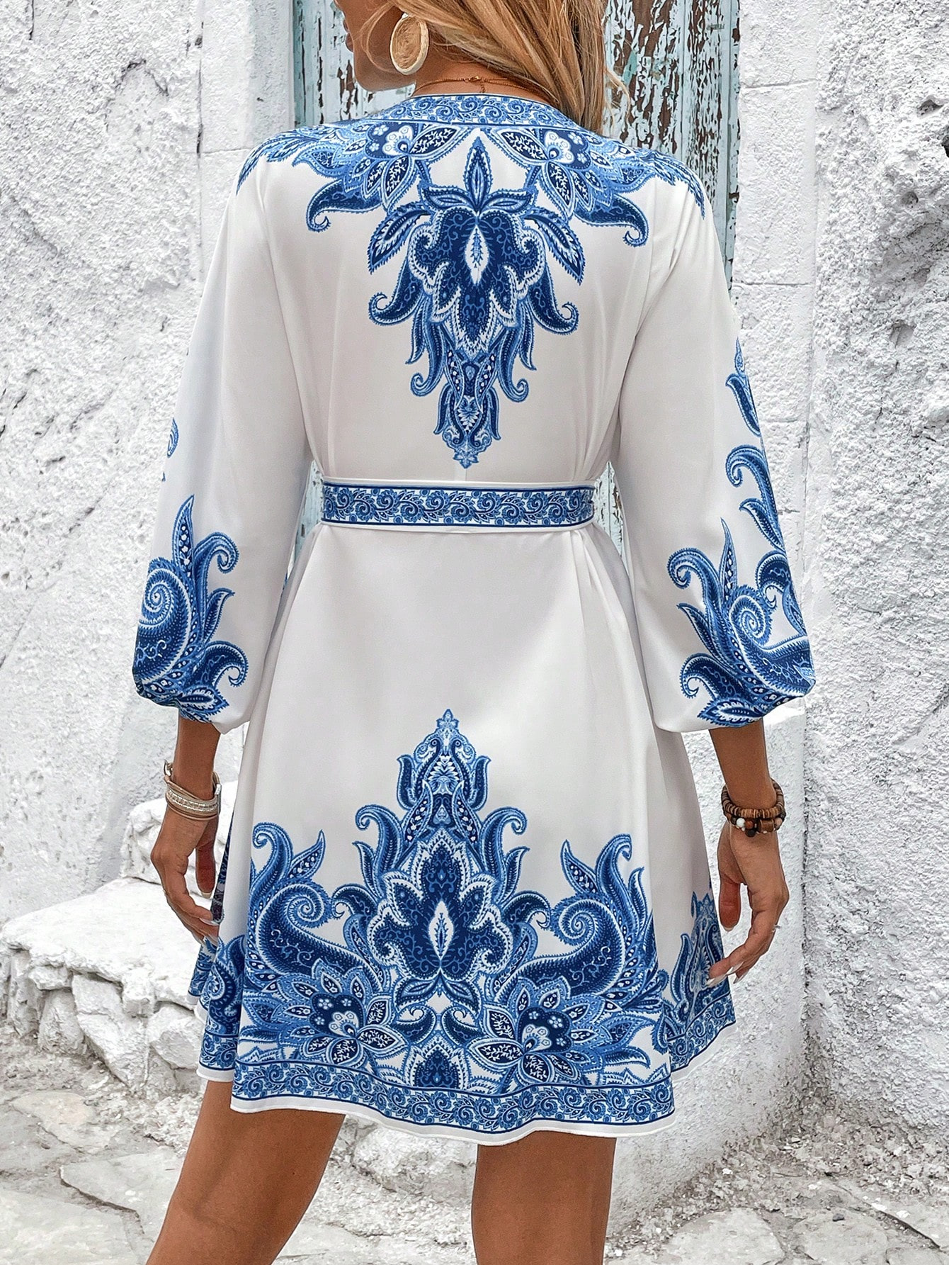 Damen Boho Kleid Blau-Weiß: Elegantes V-Ausschnitt Paisley Printkleid, Tailliertes A-Linie Sommerkleid mit 3/4 Ärmeln für Freizeit & Urlaub S-2XL