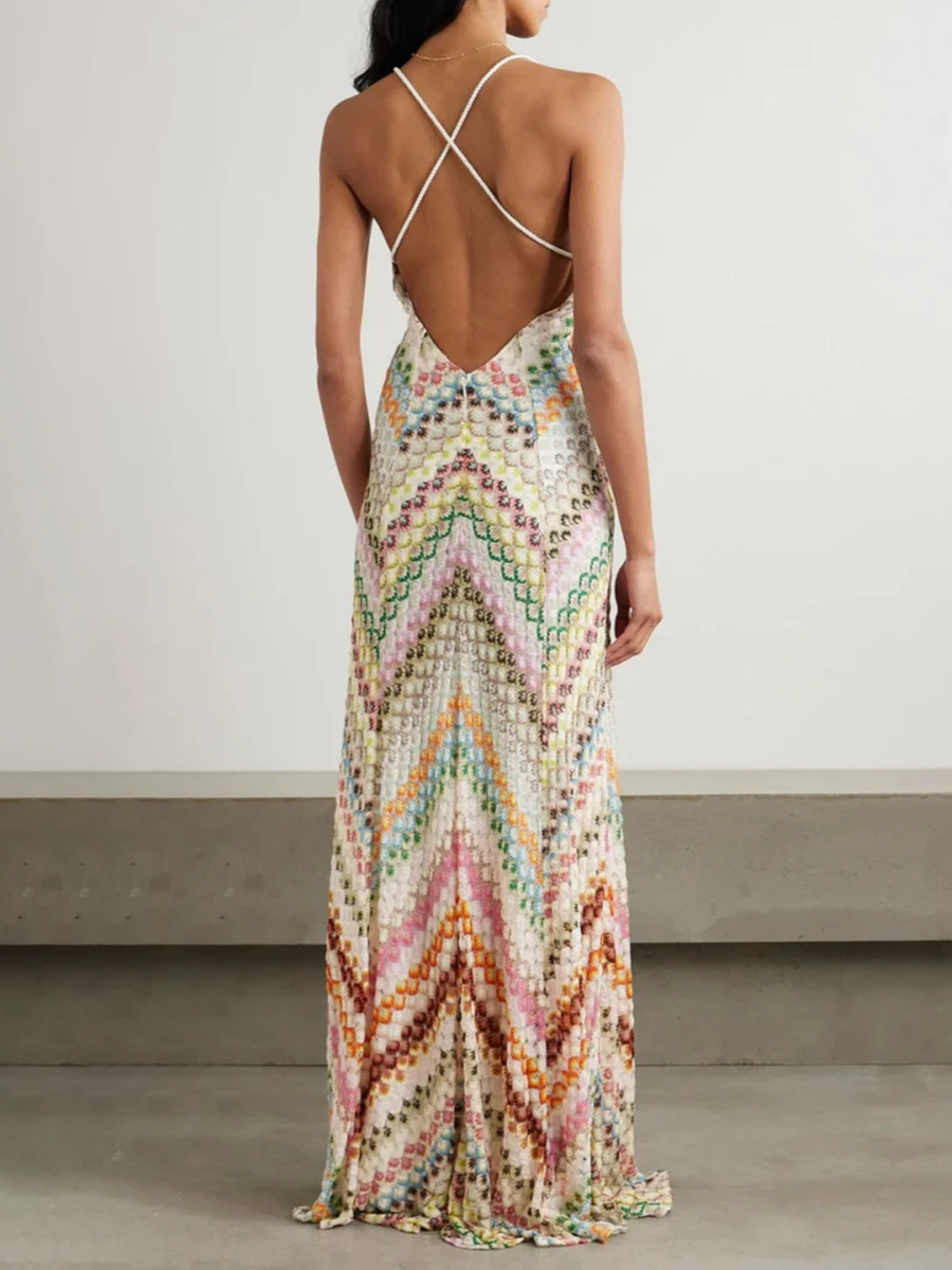 Beiges Boho-Maxikleid: Elegantes Wellenmuster, V-Neck & Halterneck S-XL