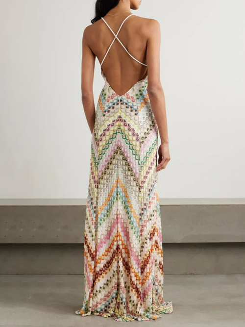 Beiges Boho-Maxikleid: Elegantes Wellenmuster, V-Neck & Halterneck S-XL