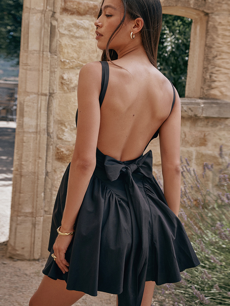 Damen Minikleid Schwarz: Rückenfrei mit Schnürung, Volants & Spaghetti S-L