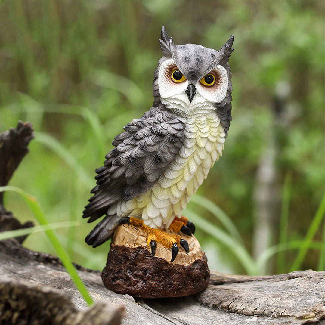 Harz Eulenstatue für den Garten – Naturgetreue Wildtier Dekoration