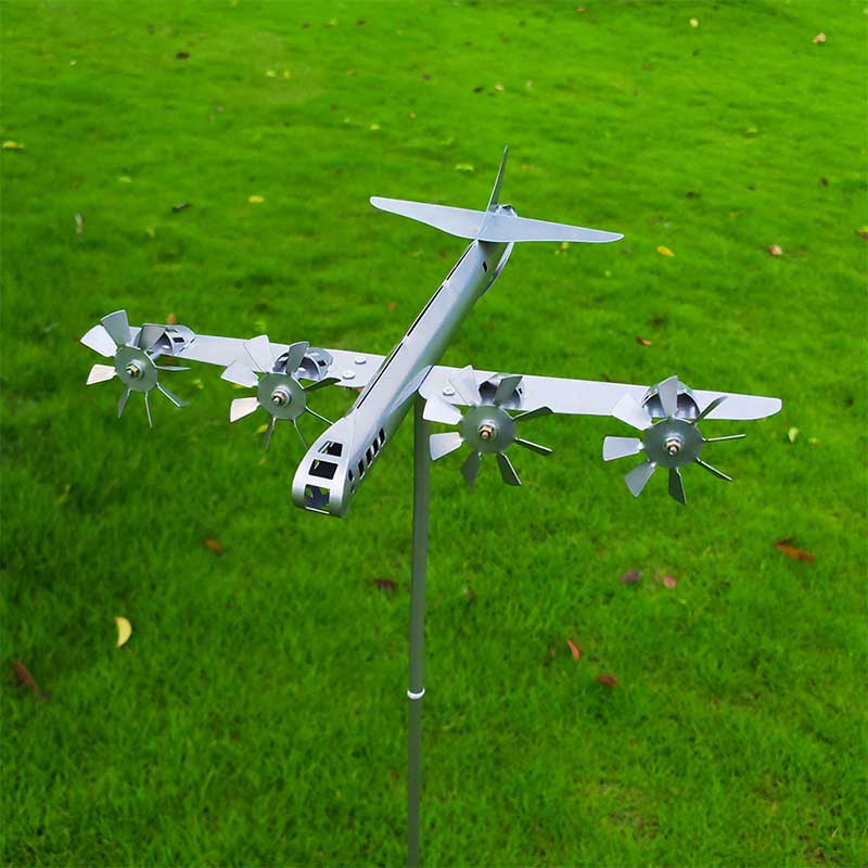 Handgefertigte B-29 Superfortress Windmühlen-Skulptur für Garten – Flugzeugdesign